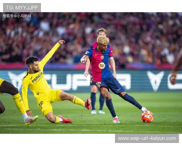 巴萨定位球战术成功制造头球破网场面震撼