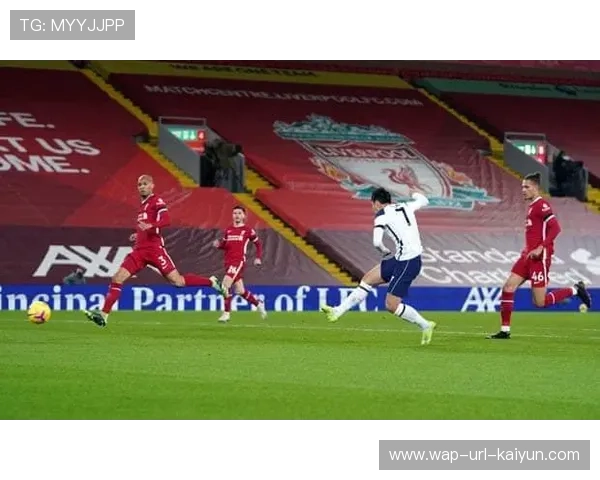 热刺替补上场后带来节奏变化,快速破门改写比分 热刺替补上场后带来节奏变化,快速破门改写比分