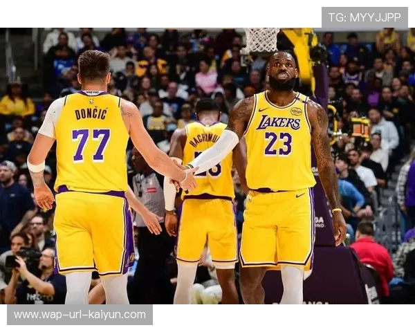 湖人队连续五场获胜领跑西部，湖人队赢了