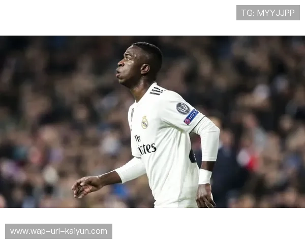 维尼修斯终结尴尬，重回皇马首发阵容！